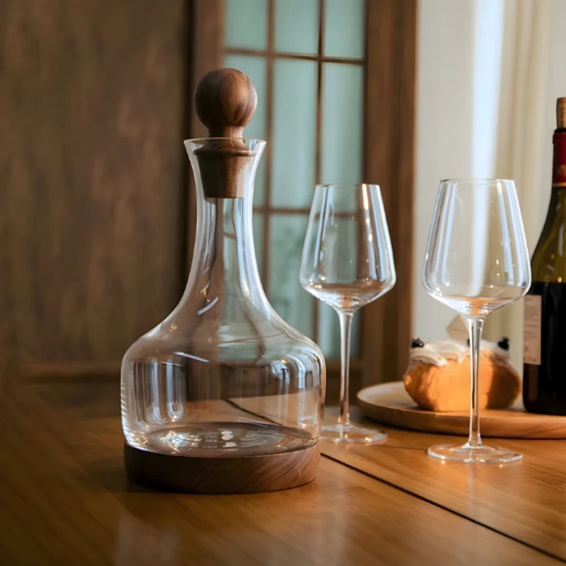 Decantador de Vinho em Vidro